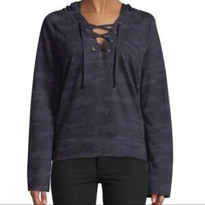 SANCTUARY Camo Print V Neck Lace-Up Pullover Sweatshirt Small Blue/Black